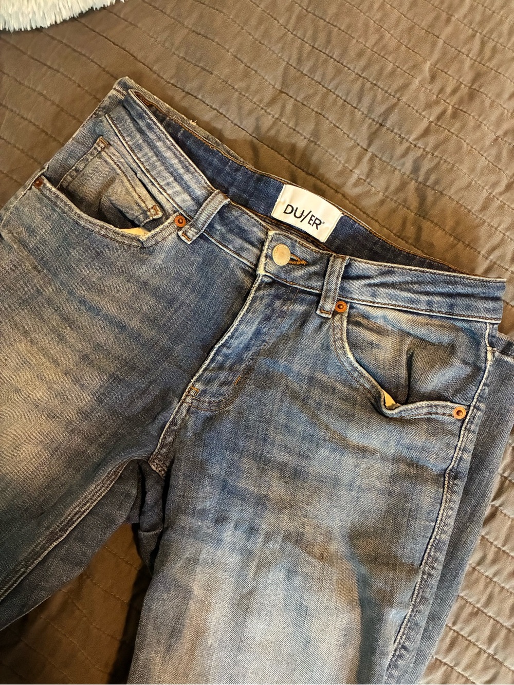 DU/ER Women's Light Wash Skinny Jeans - Stretch Denim
